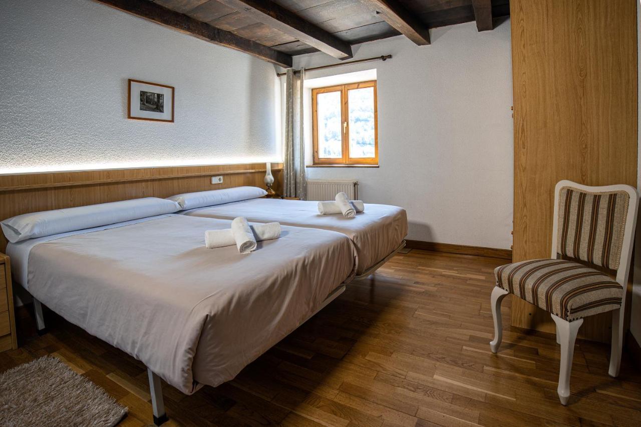 Eugi Hostal Etxeberri מראה חיצוני תמונה