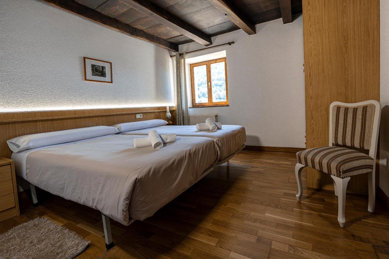 Eugi Hostal Etxeberri מראה חיצוני תמונה